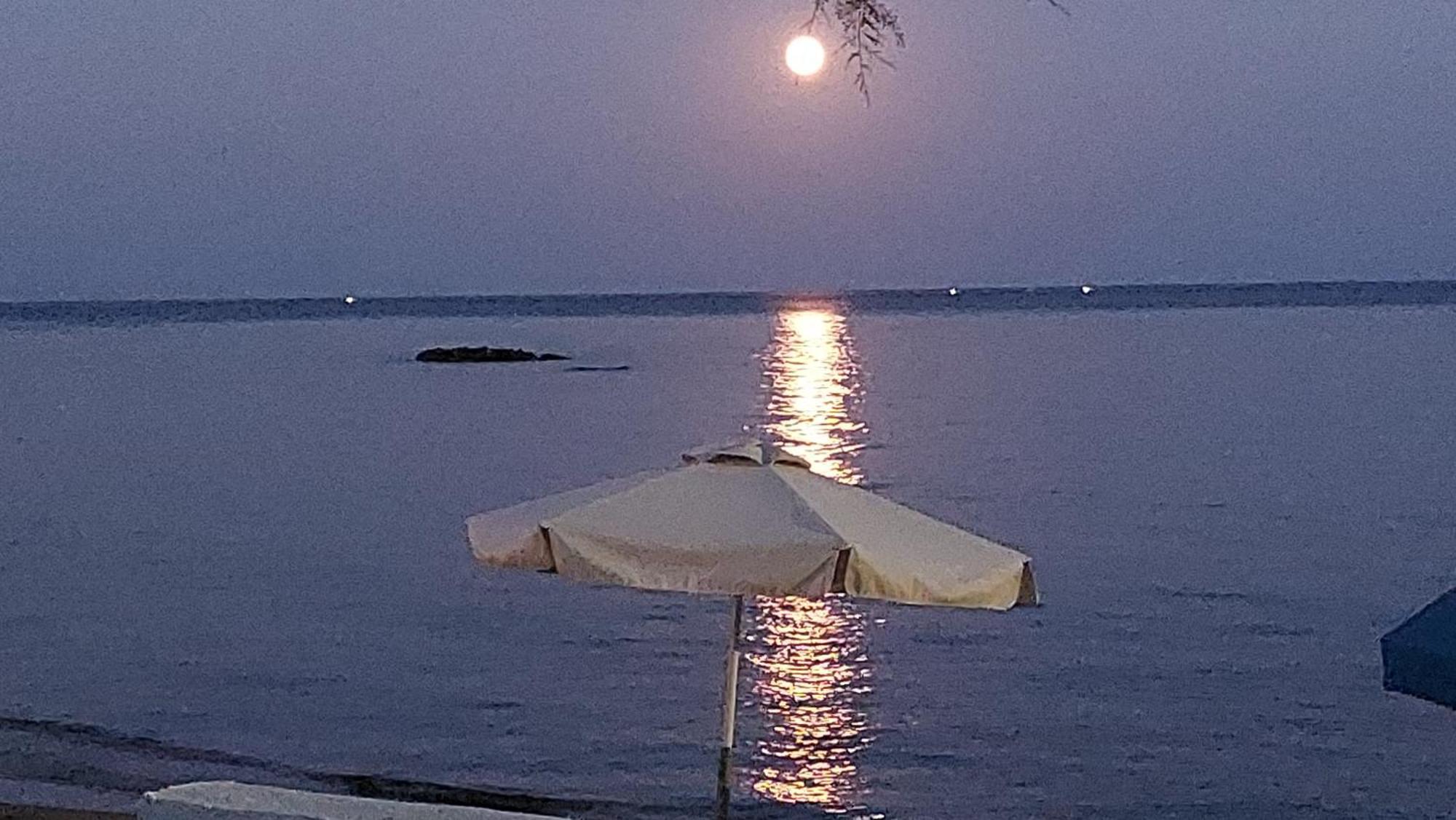 Fotis Beach Apartment At Komi Komi  外观 照片
