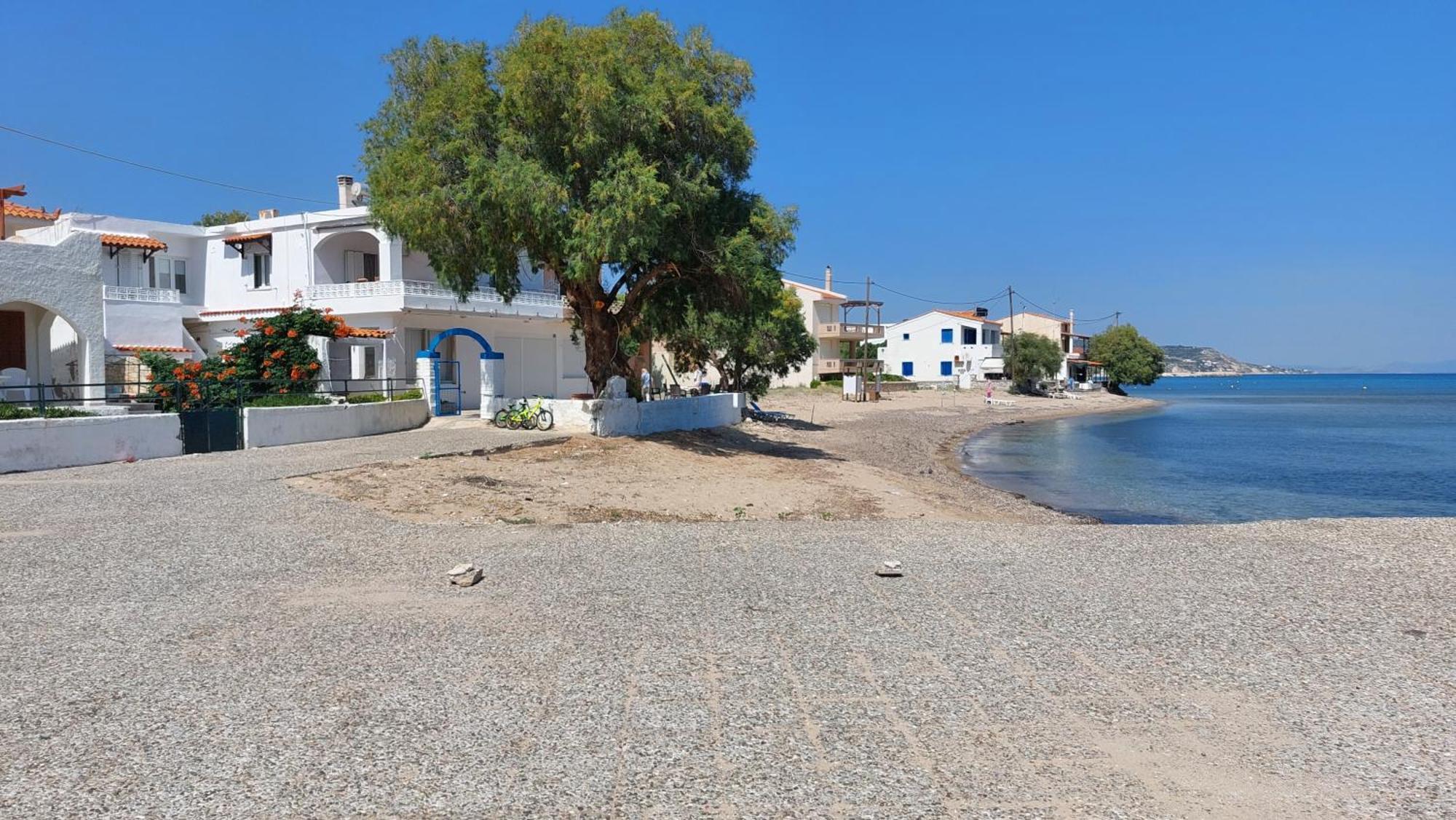 Fotis Beach Apartment At Komi Komi  外观 照片